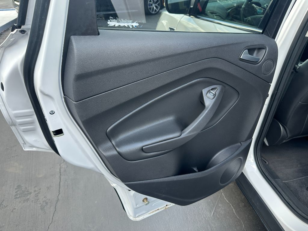 2017 Ford Escape Titanium - Photo 19