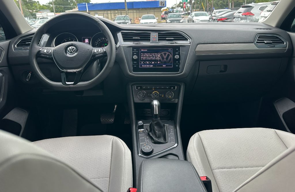 2020 Volkswagen Tiguan SE - Photo 7