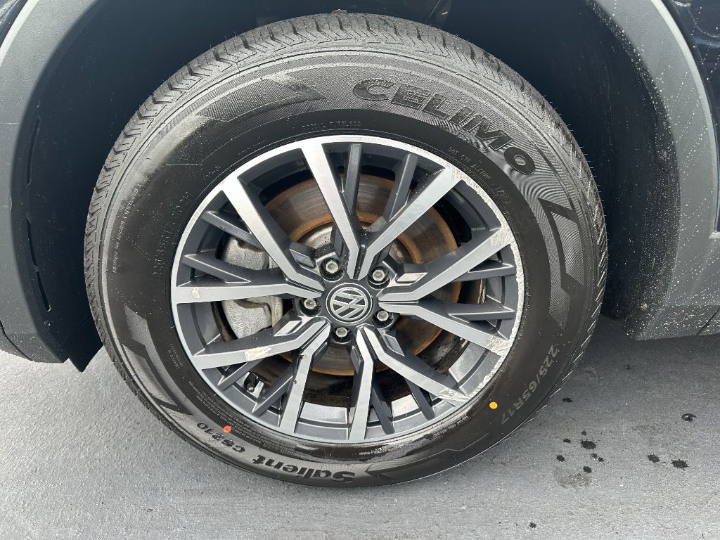 2020 Volkswagen Tiguan SE - Photo 22