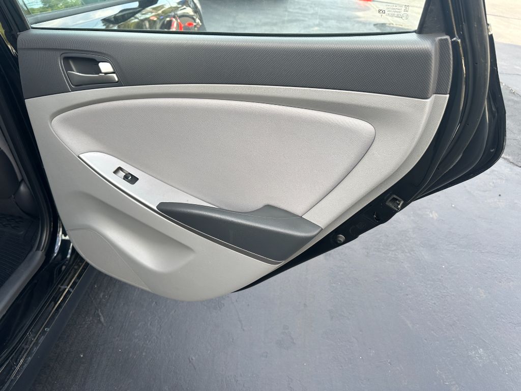 2017 Hyundai Accent Value Edition - Photo 18