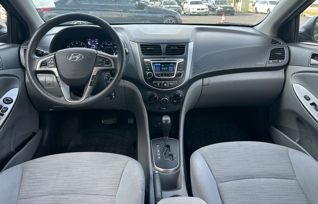 2017 Hyundai Accent Value Edition - Photo 7