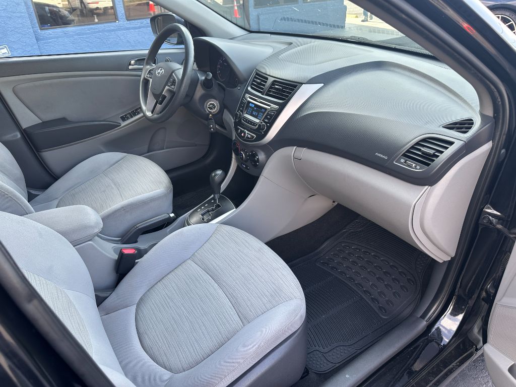 2017 Hyundai Accent Value Edition - Photo 14