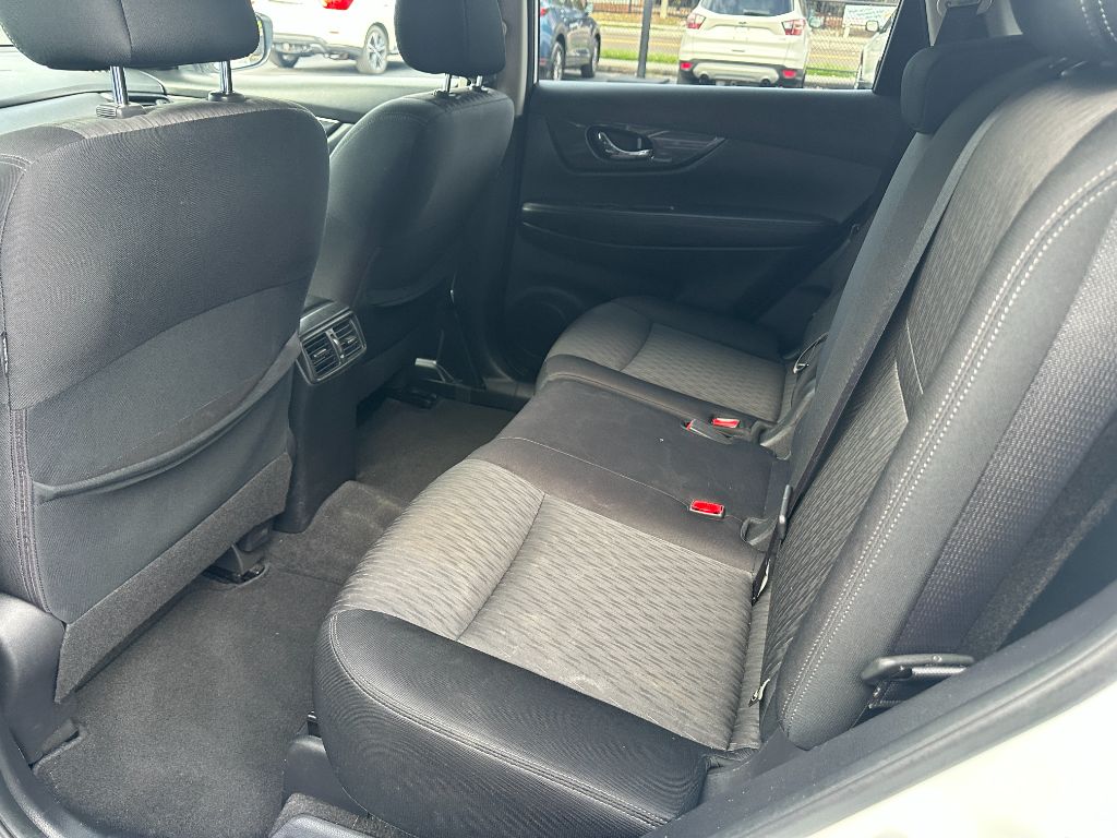 2020 Nissan Rogue SV - Photo 12