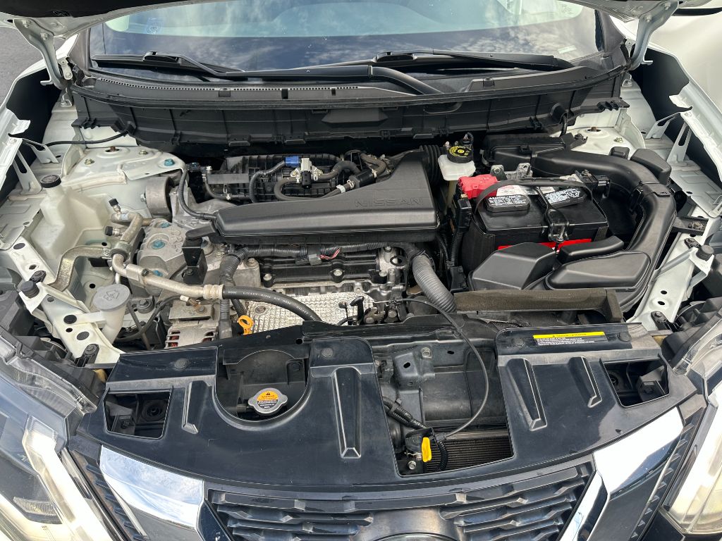 2020 Nissan Rogue SV - Photo 22