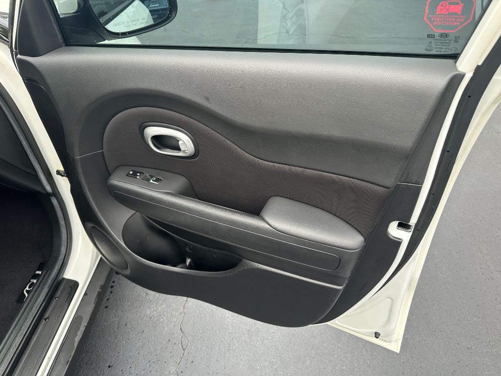 2019 Kia Soul Base - Photo 17