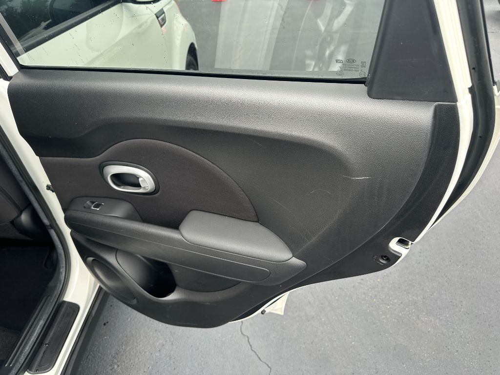 2019 Kia Soul Base - Photo 19