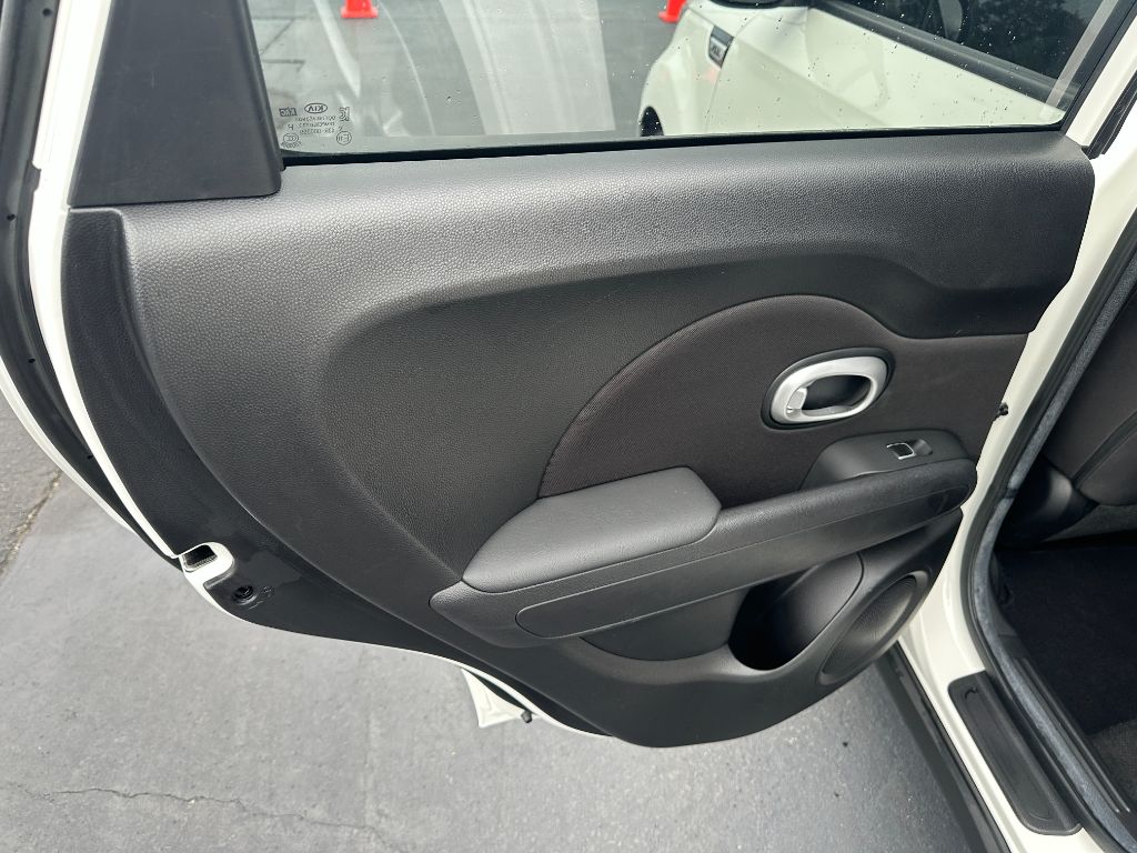 2019 Kia Soul Base - Photo 18