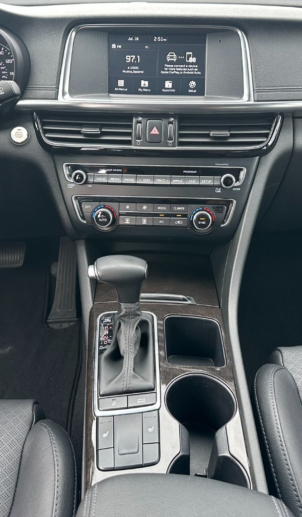 2017 Kia Optima EX - Photo 10