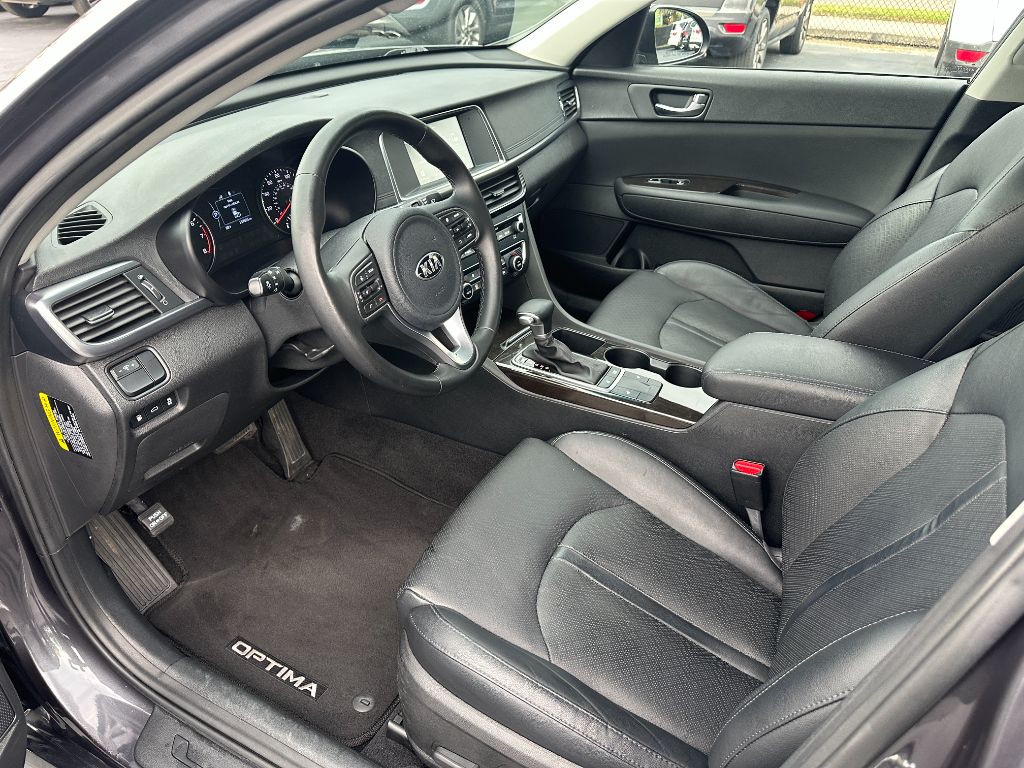 2017 Kia Optima EX - Photo 11